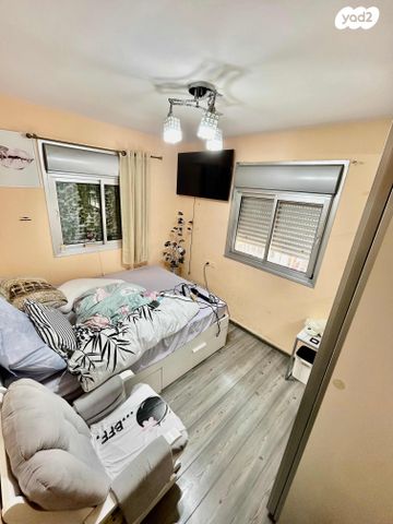 דירה, הדס 18, קרית אילון, חולון