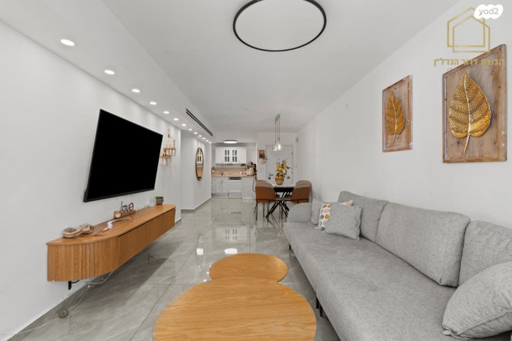 דירה, גבעת התחמושת 10, קרית שרת מערב, חולון