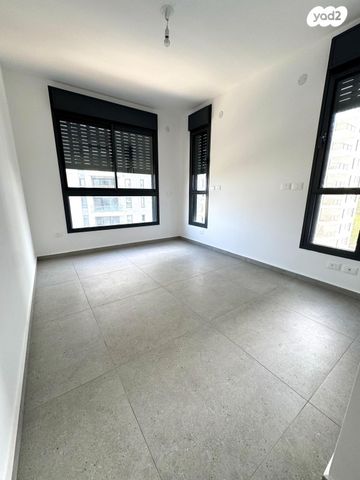 דירה, בר כוכבא, נווה ישראל, הרצליה