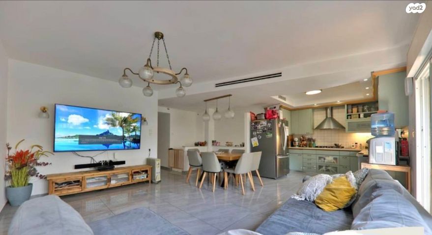 דירת גן, קרית ביאליק