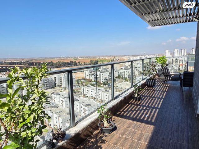 גג/ פנטהאוז, שדרות כרמי גת, כרמי גת, קרית גת