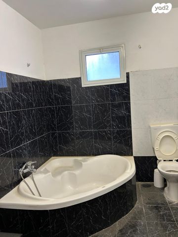 בית פרטי/ קוטג', בנטואיץ', רמות, באר שבע