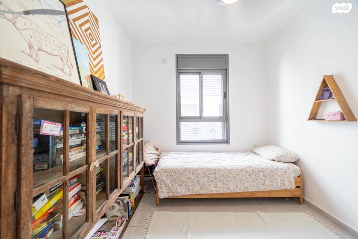 דירה, בר אילן, נווה דוד רמז, רעננה