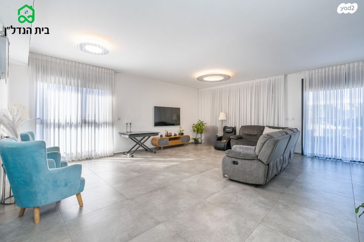 גג/ פנטהאוז, אור ים, אור עקיבא