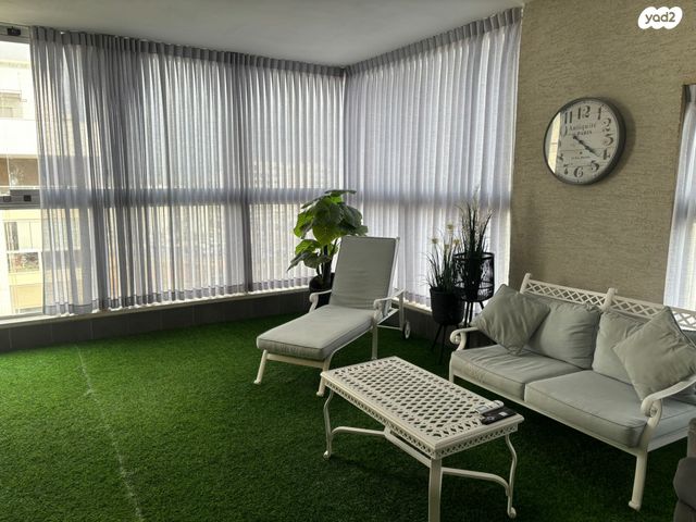 דירה, דולב, יצחק שמיר, נהריה