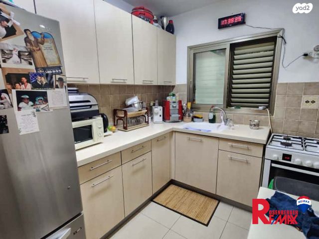 דירה, הרב קפאח 35, גרין ועם, חולון