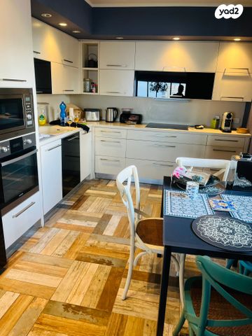 דירה, מיכאל נאמן, גלילות, תל אביב יפו