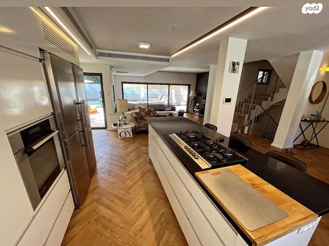 בית פרטי/ קוטג', בזל 25, הרצליה פיתוח, הרצליה