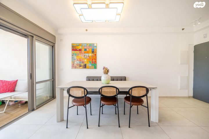 דירה, בר אילן, נווה דוד רמז, רעננה