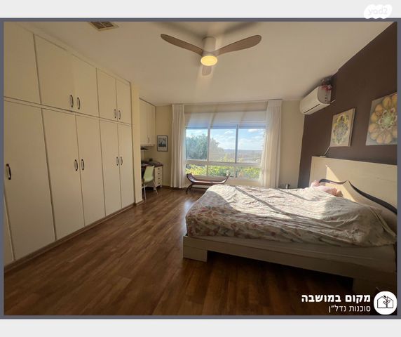 דו משפחתי, בנימינה גבעת עדה