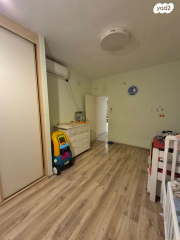 דירה, הסתוונית, כפר גנים א, פתח תקווה