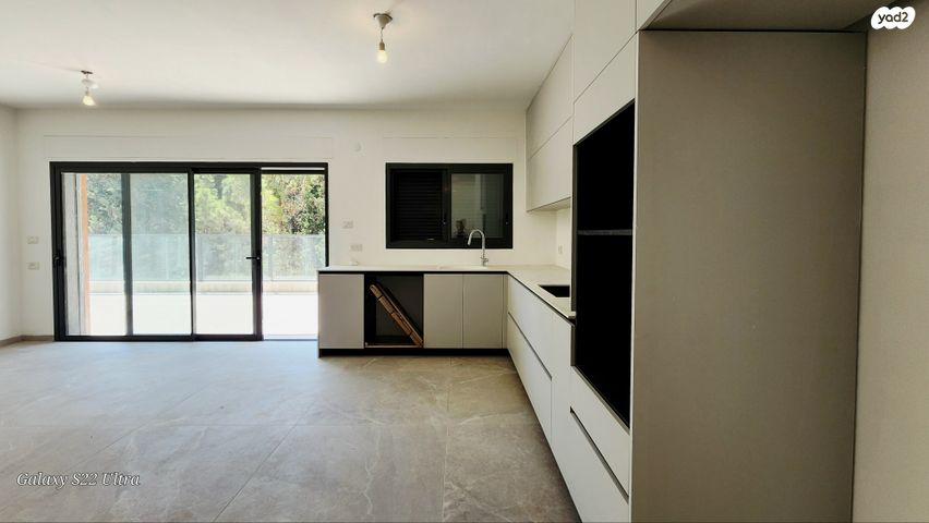 דירה, גבעת זמר, חיפה