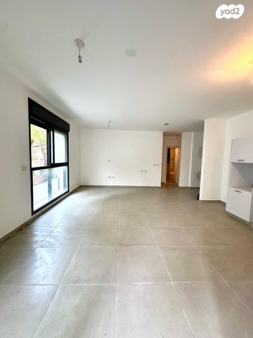 דירה, אנילביץ', לב העיר, בת ים