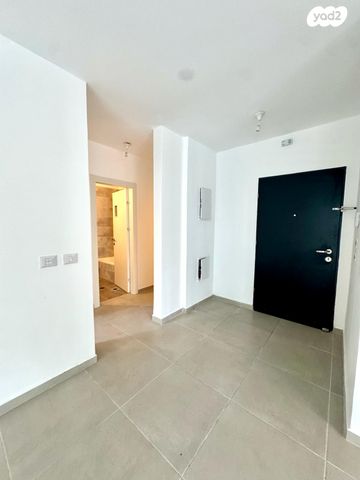 דירה, אנילביץ', לב העיר, בת ים