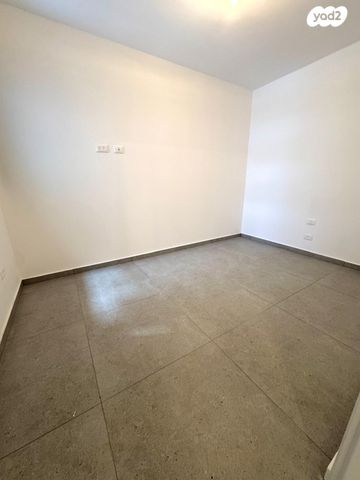 דירה, בר כוכבא, נווה ישראל, הרצליה