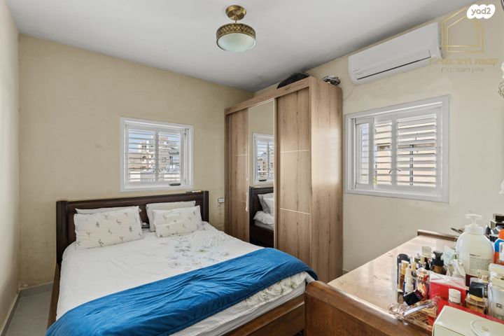 גג/ פנטהאוז, קרן היסוד, חולון