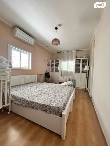 דירה, שדרות בר אילן, דרום מערב ותיק, בת ים