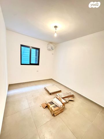 דירה, אנילביץ', לב העיר, בת ים