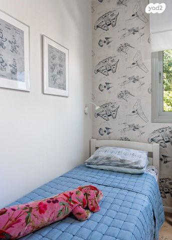 דו משפחתי, בר לב, מזכרת בתיה