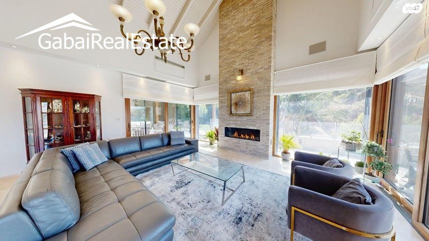 בית פרטי/ קוטג', מבוא הקתרוס, כלי שיר, מעלה אדומים