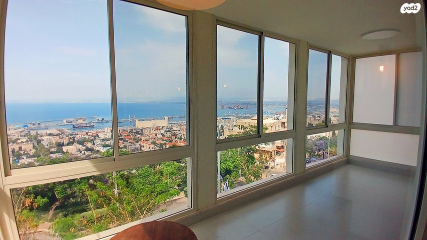 דירת גן, שדרות הציונות 123, כרמל צרפתי, חיפה