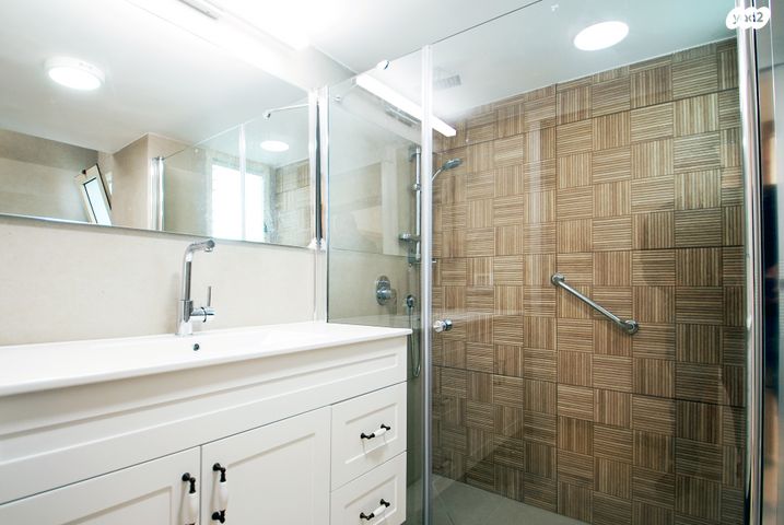 דירת גן, שדרות הציונות 123, כרמל צרפתי, חיפה