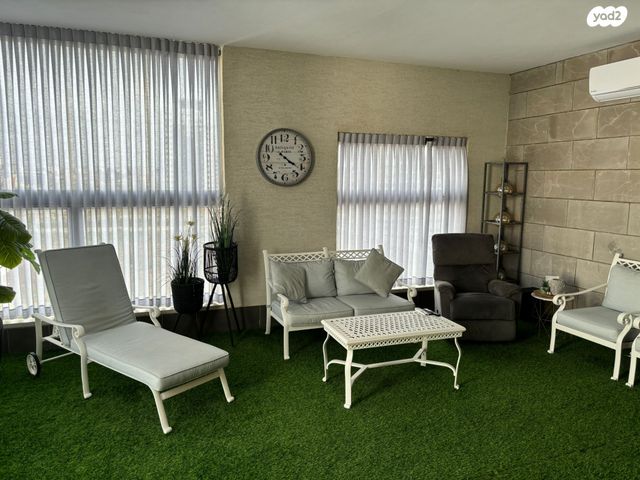 דירה, דולב, יצחק שמיר, נהריה