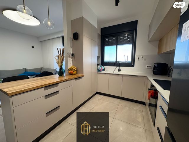 דירה, גאולה כהן, נאות פרס, רמלה