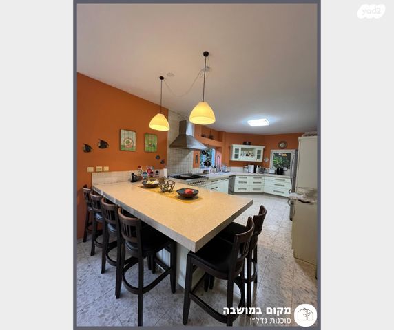 דו משפחתי, בנימינה גבעת עדה