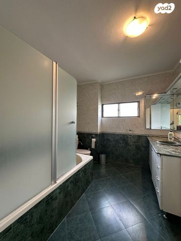 דירה, הרקפות 20, כרמל מערבי, חיפה