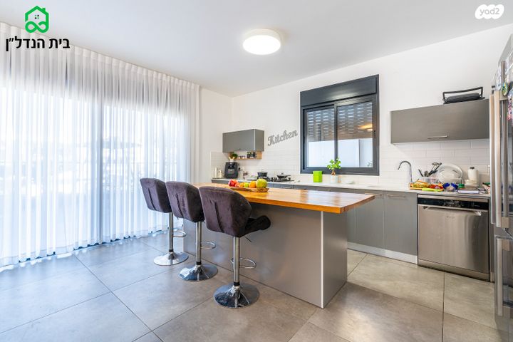 גג/ פנטהאוז, אור ים, אור עקיבא