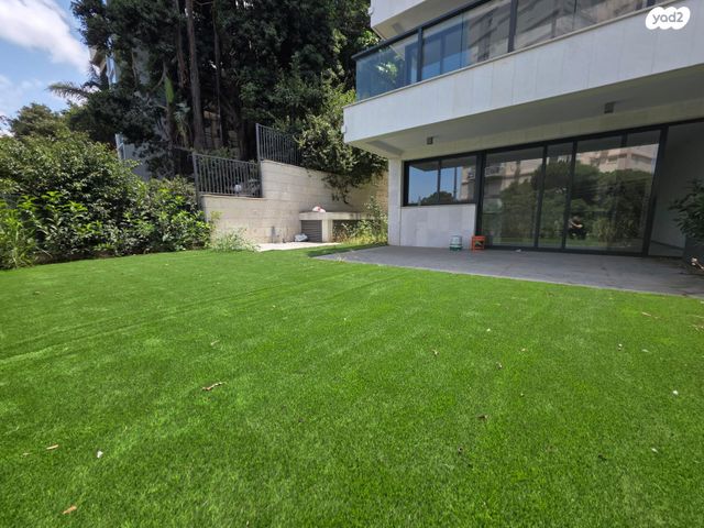 דירת גן, כרמל צרפתי, חיפה