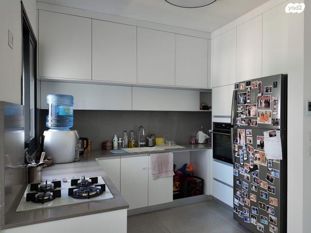 דירה, אמנון ליפקין שחק, נוף הטיילת, נתניה