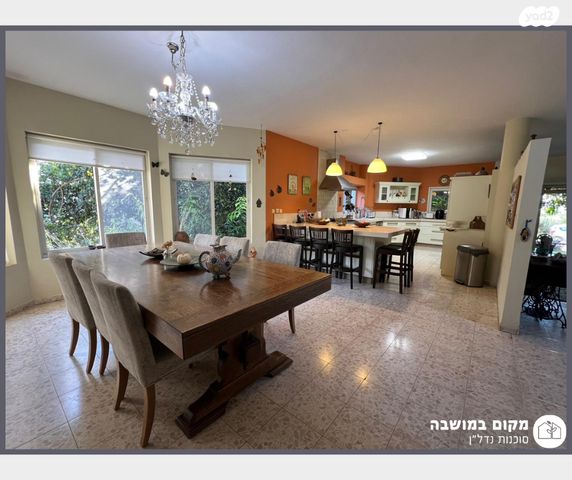 דו משפחתי, בנימינה גבעת עדה