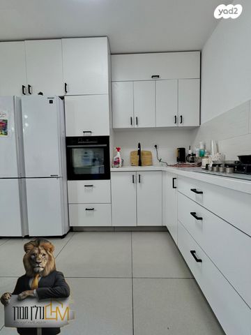 דירה, נצר חזני 22, נתיבות מערב, נתיבות