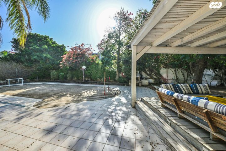 בית פרטי/ קוטג', הגפן, כפר אהרון הישנה, נס ציונה