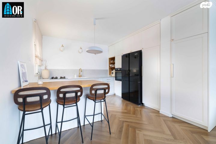 דירה, נאות הדרים (חבצלת הצעירה), קרית עקרון