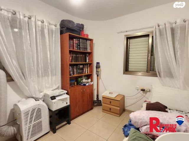 דירה, הרב קפאח 35, גרין ועם, חולון