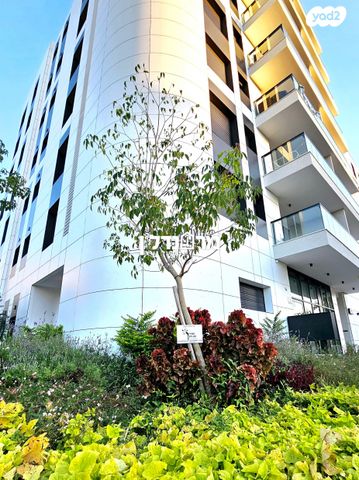 דירה, הדר, הרצליה הירוקה, נווה עובד, הרצליה