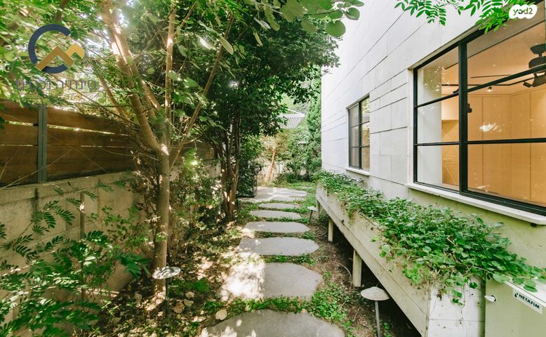 דירת גן, מרכז, הרצליה