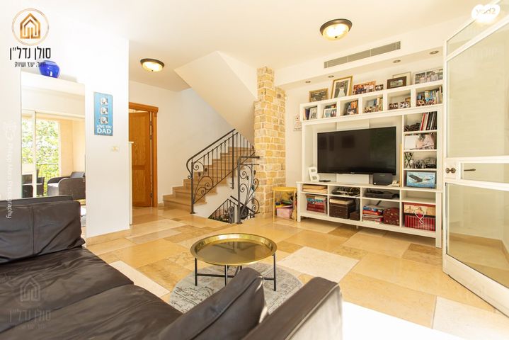 דו משפחתי, הוד הכרמל, דניה, חיפה