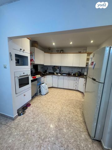 דירה, אוסישקין, מרכז העיר דרום, נתניה