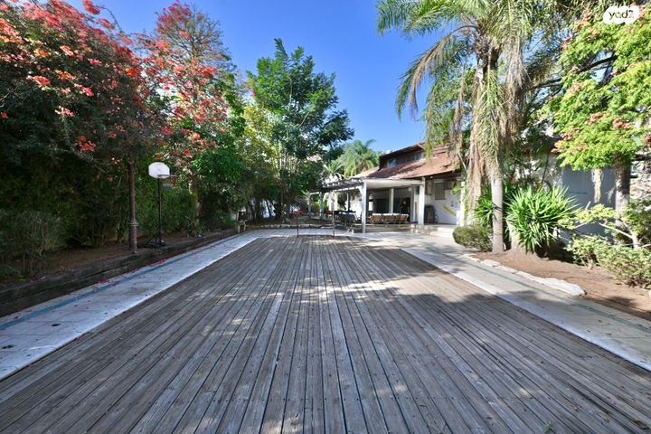 בית פרטי/ קוטג', הגפן, כפר אהרון הישנה, נס ציונה