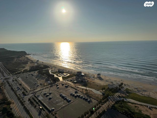 דירה, גבעת אולגה, חדרה