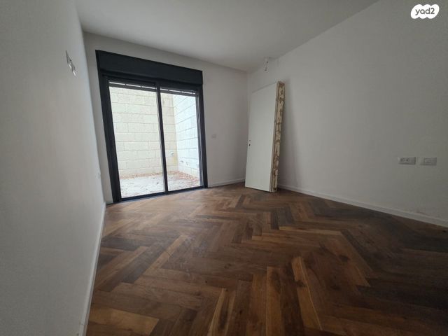 דירת גן, כרמל צרפתי, חיפה