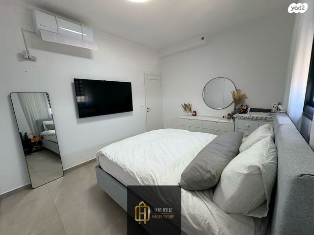 דירה, גאולה כהן, נאות פרס, רמלה