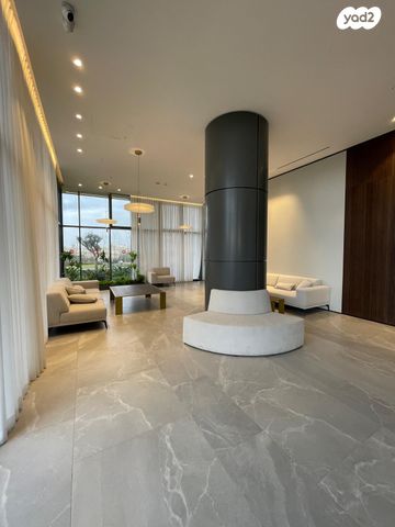 דירה, אמנון ליפקין שחק, נוף הטיילת, נתניה