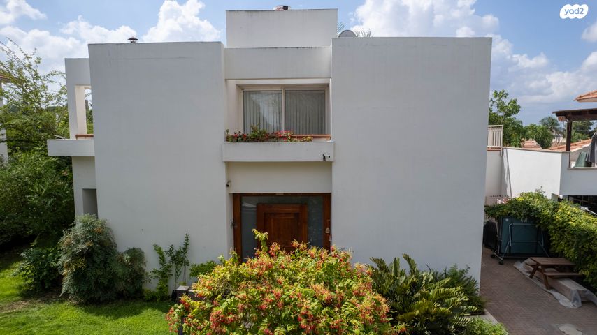 בית פרטי/ קוטג', עין ורד