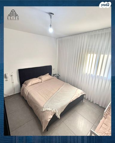 דירה, יוסף אבו, נתיבות מערב, נתיבות