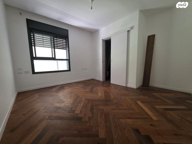 דירת גן, כרמל צרפתי, חיפה